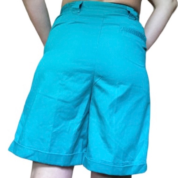 Retro LadyFootlocker Shorts - Picture 11 of 13